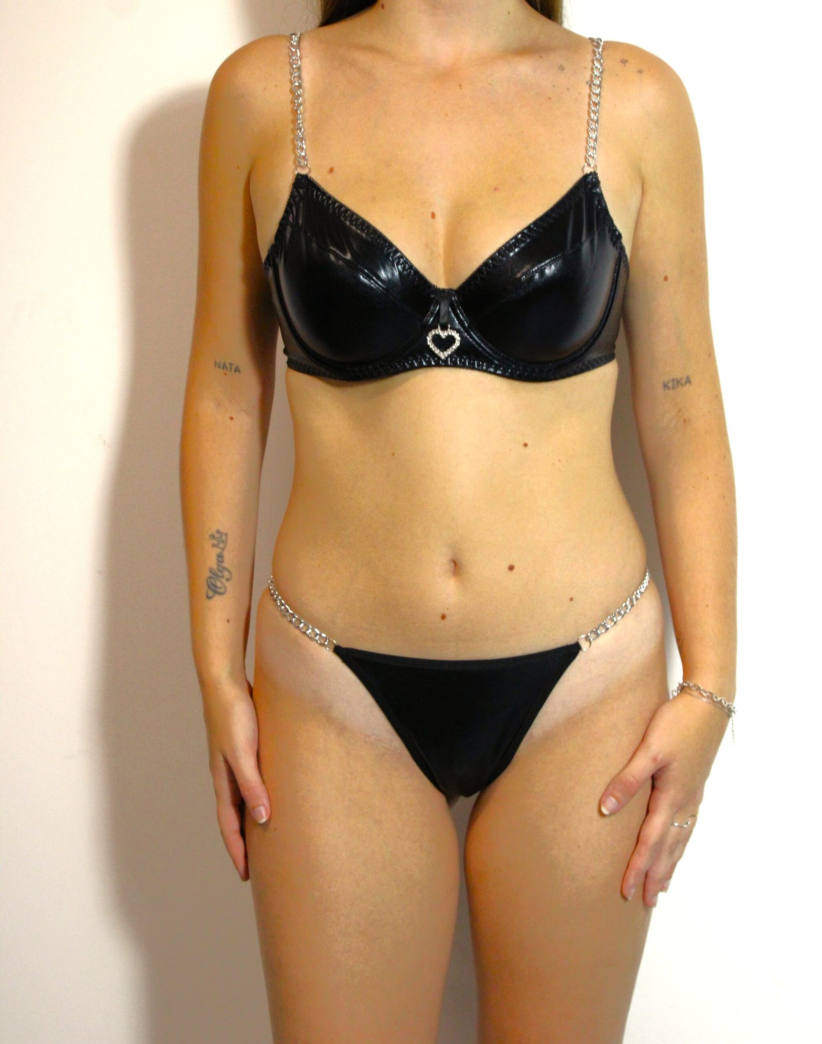 Conjunto Black Leather con Cadena 2 Piezas